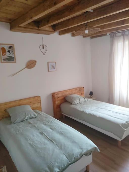 Gite Chaleureux Au Coeur Du Village Roquetaillade Exterior foto