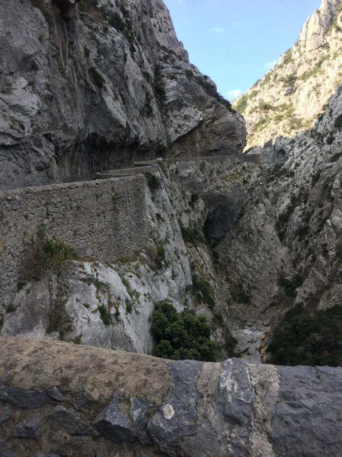 Gite Chaleureux Au Coeur Du Village Roquetaillade Exterior foto